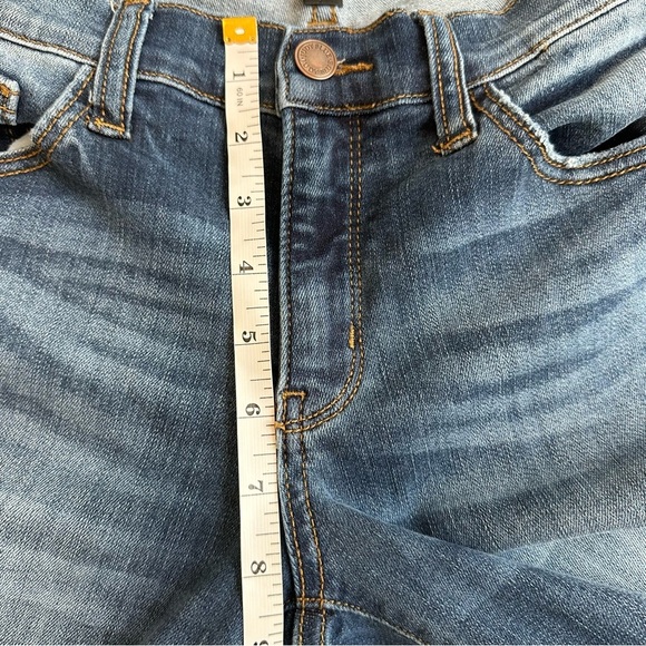 Judy Blue Boyfriend Fit Jeans Distressed Destroyed Medium
Wash 3, 26 JB8284MD - Picture 4 of 8